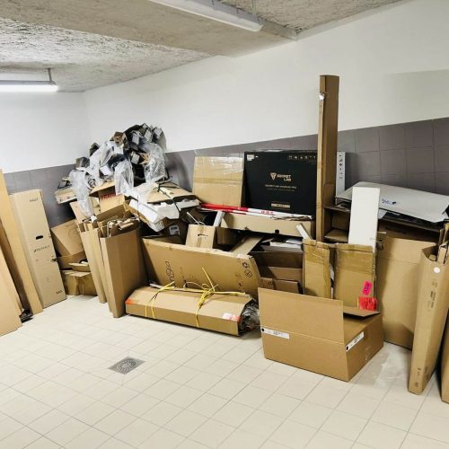 Local d'encombrants dans une copropriété